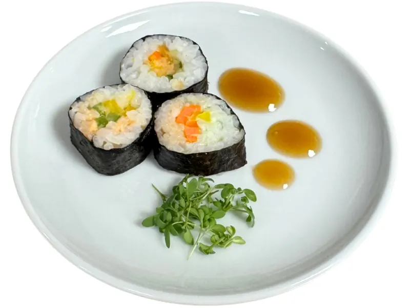 3-er Sushi mit gepickeltem Gemüse