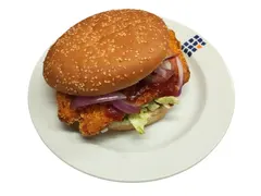 Chickenburger mit Guacamole,